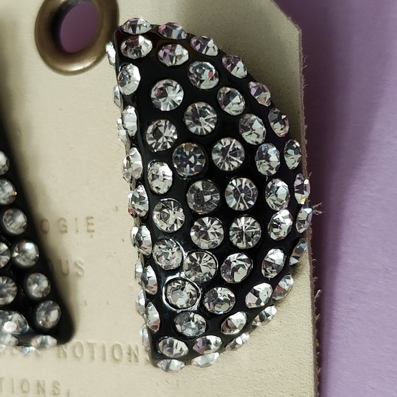 New Anthropologie Crystal Post Earrings Black Tone - Picture 6 of 9